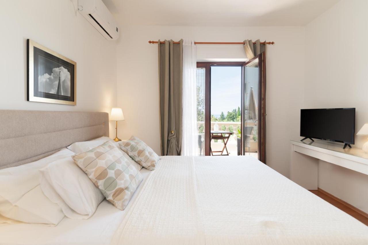 Apartments Rozelyn Ugljan Zewnętrze zdjęcie