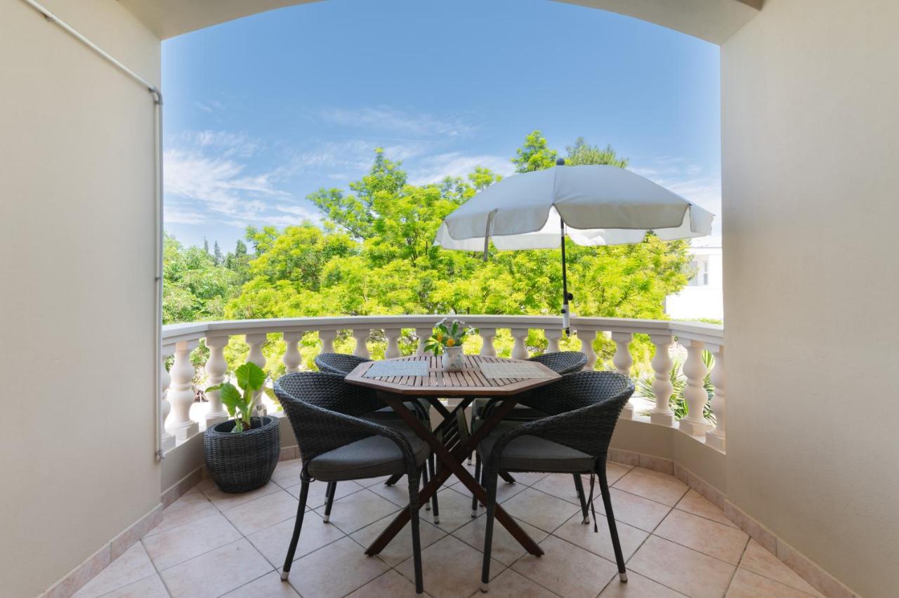 Apartments Rozelyn Ugljan Zewnętrze zdjęcie