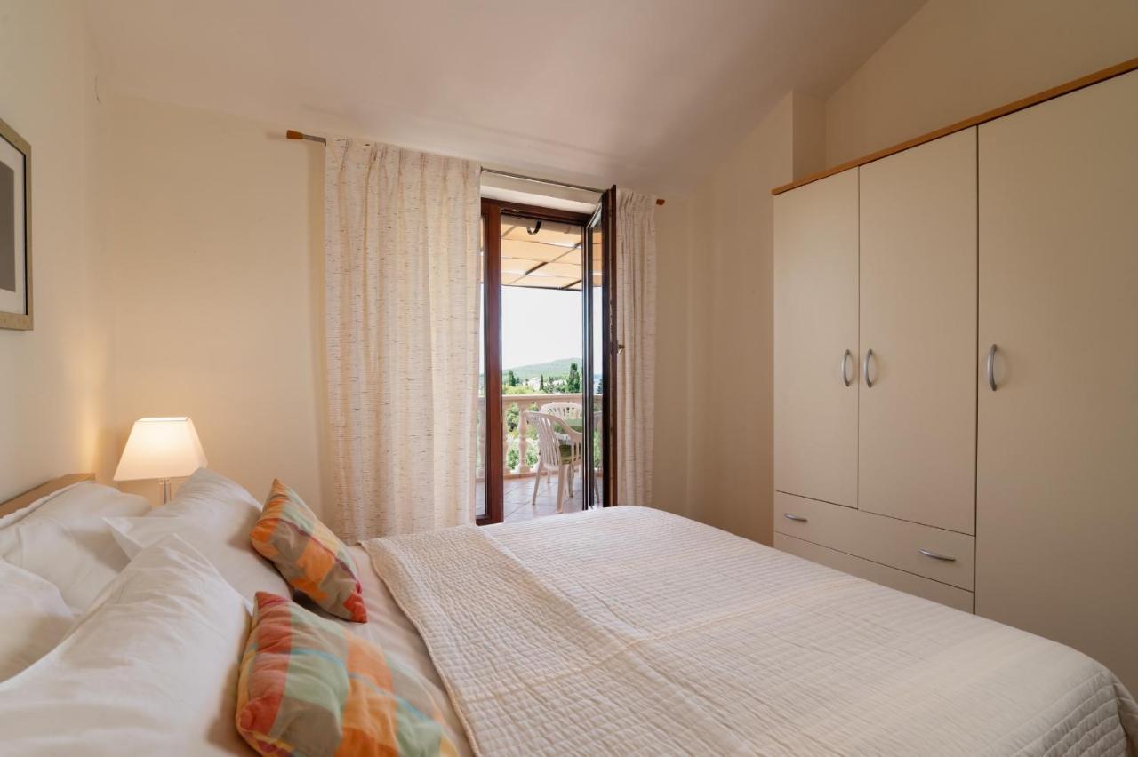 Apartments Rozelyn Ugljan Zewnętrze zdjęcie