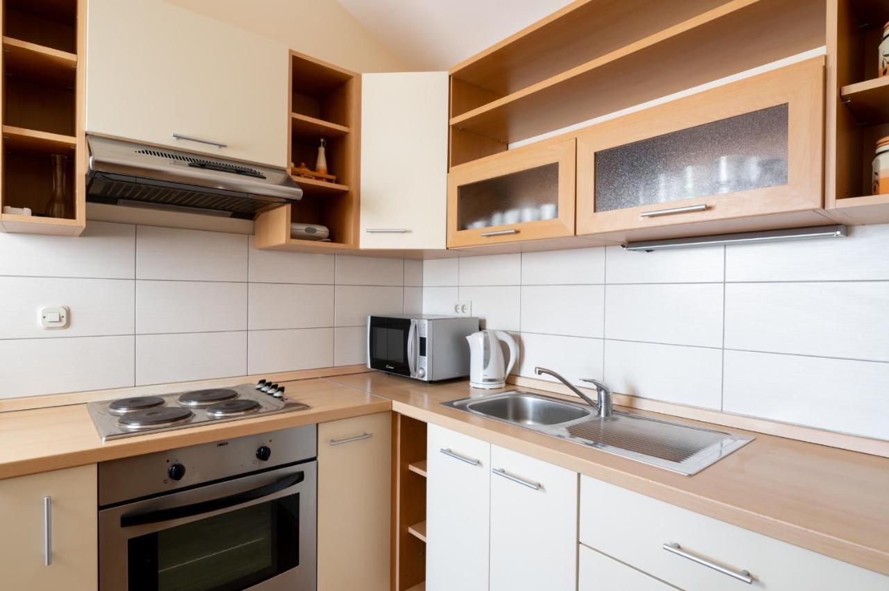 Apartments Rozelyn Ugljan Zewnętrze zdjęcie