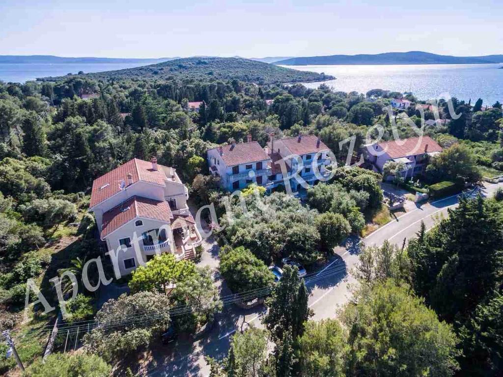 Apartments Rozelyn Ugljan Zewnętrze zdjęcie
